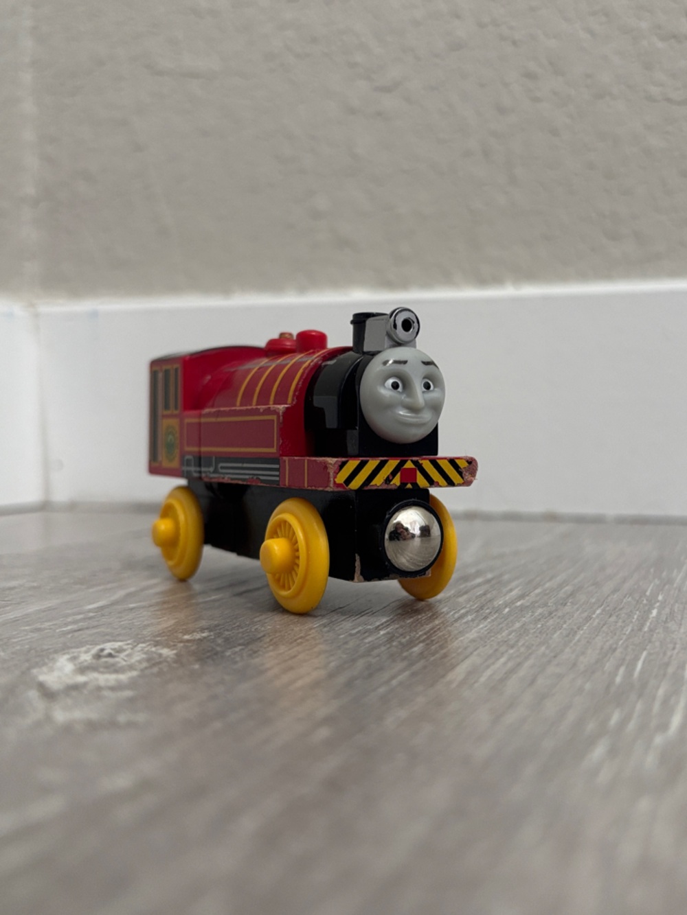 Wooden Talking Victor (works!) TOMY UK - Thomas & Friends - Picture 2 of 8